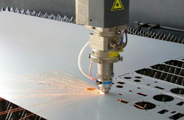 激光切割廚衛(wèi)設(shè)備，簡(jiǎn)單高效易操作