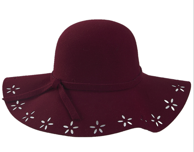 毛氈布激光切割機(jī)，讓你“帽”美如花