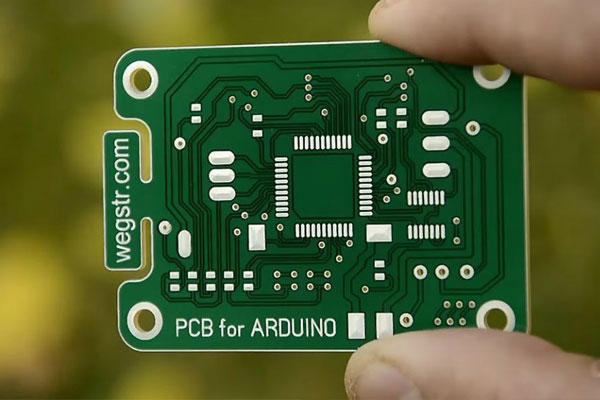 PCB及FPC電路板紫外皮秒激光切割工藝