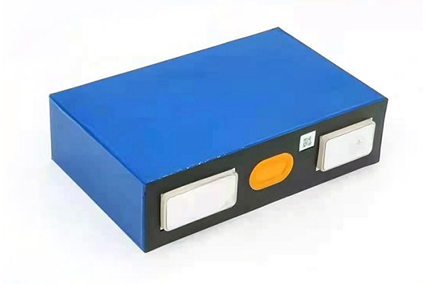 激光清洗動力電池表面藍(lán)膜，助力電池行業(yè)高速發(fā)展