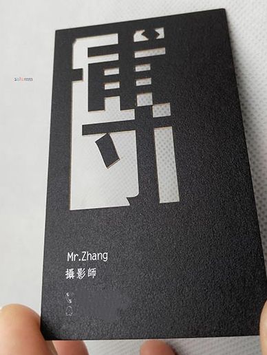 激光雕刻名片為您形象加分，成功快人一步！