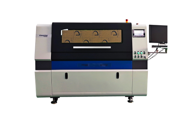 筆記本電腦外殼貼紙貼膜切割裁剪 ，保護膜切割