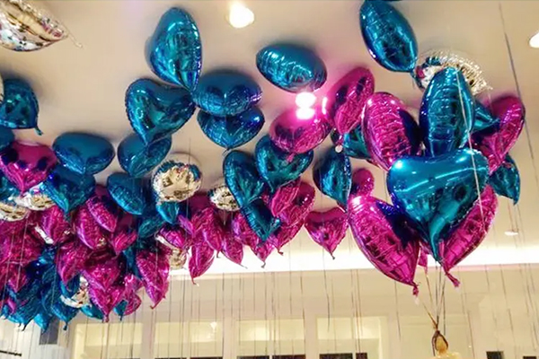 鋁模氫氣球?qū)Ｓ们懈钤O(shè)備—復(fù)合膜激光切割機