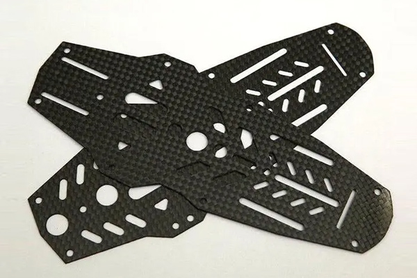 碳纖維復(fù)合材料精密切割機型—皮秒激光切割機